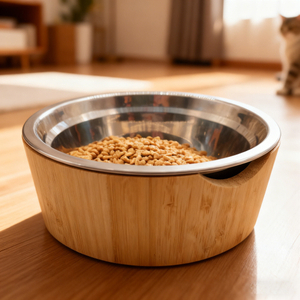 Small Portable Camping Pet Bowl for Cats and Dogs Eco-Friendly Bamboo Stand with Neck Guard 304 Stainless Steel Free Sample